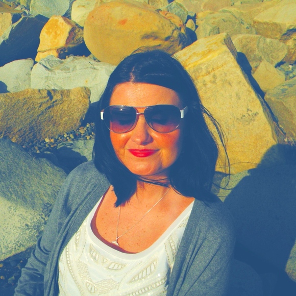 Meet your Posher, Brandi - Picture 1 of 1